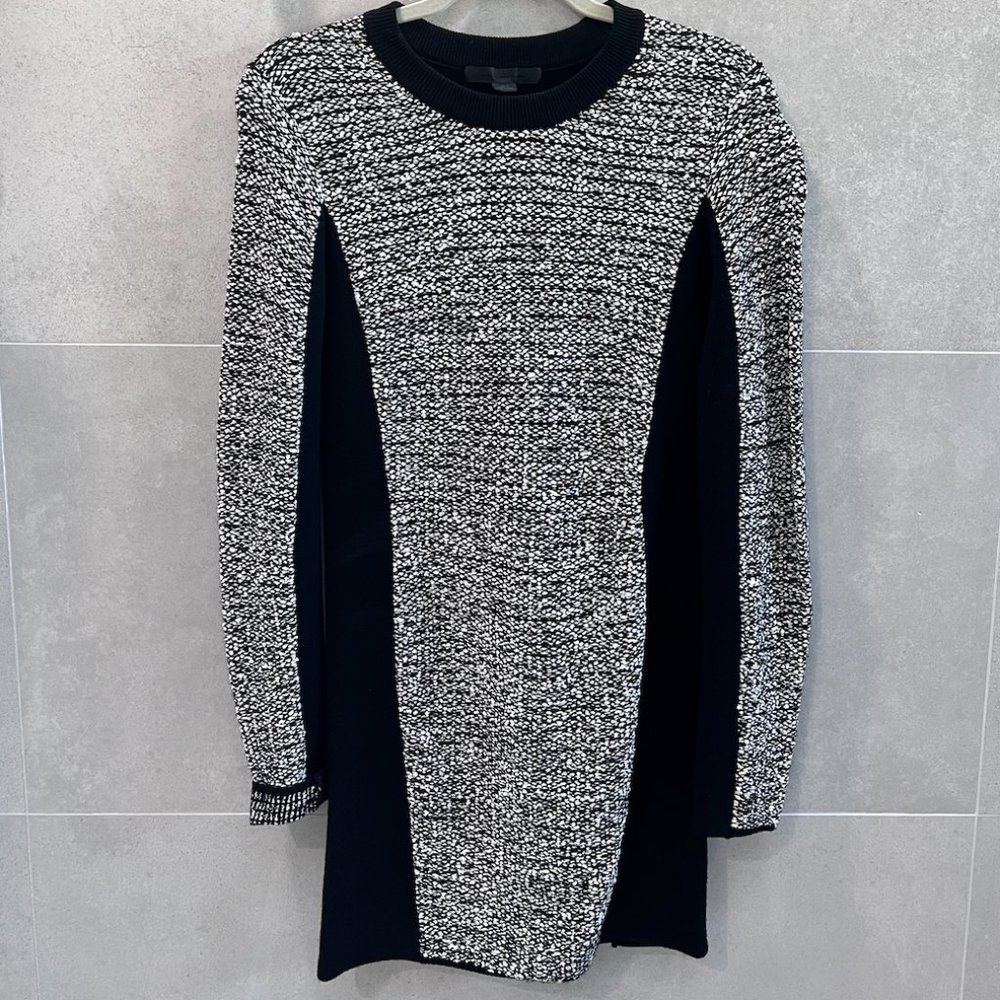 Alexander Wang Sweater dress worn by Miranda Kerr
